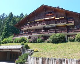 Chaperon Rouge A, B Provence-Alpes-Côte d'Azur - Villars visuel 8/10