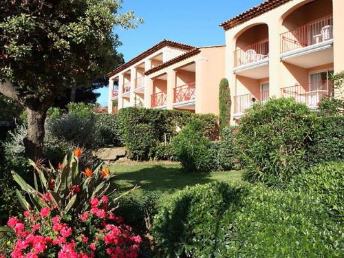 Résidence Hotelière Pierre & Vacances La Pinède Provence-Alpes-Côte d'Azur - Hyères visuel 1/10