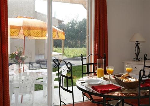 Résidence Vacancéole les Rives du Lac Provence-Alpes-Côte d'Azur - Saint-Saturnin-lès-Avignon visuel 8/13