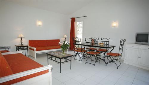 Résidence Vacancéole les Rives du Lac Provence-Alpes-Côte d'Azur - Saint-Saturnin-lès-Avignon visuel 5/13